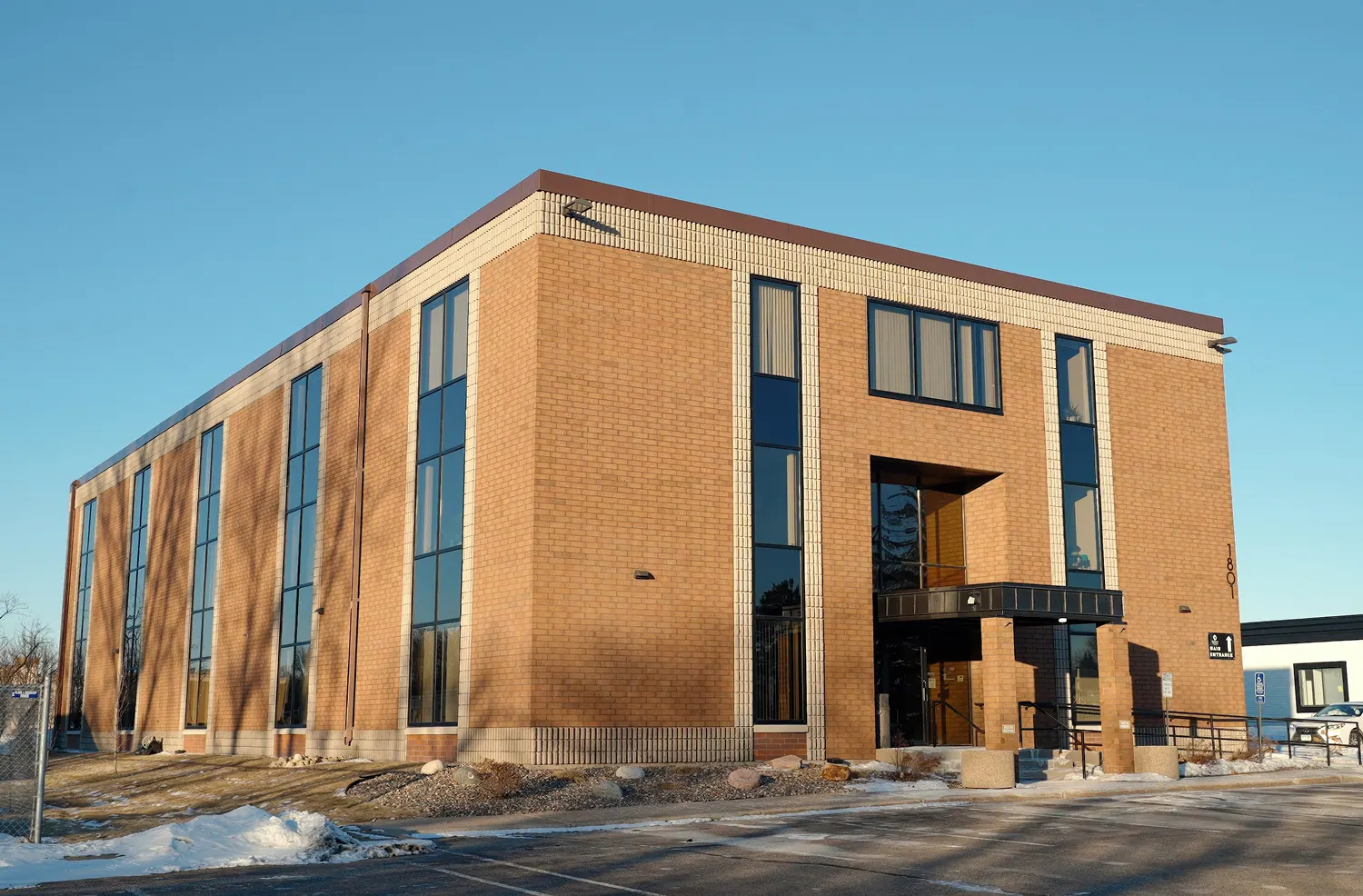 Brick office building at 1801 County Road B West in Roseville, MN, home of Natural Ways Chiropractic